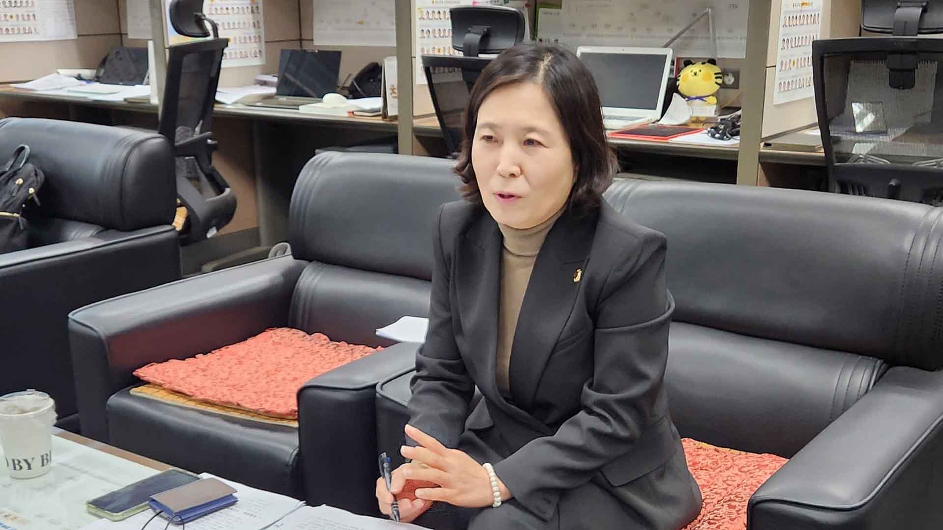 이수진 도의원, 서예비엔날레 조직위 회계규정 부적절 지적