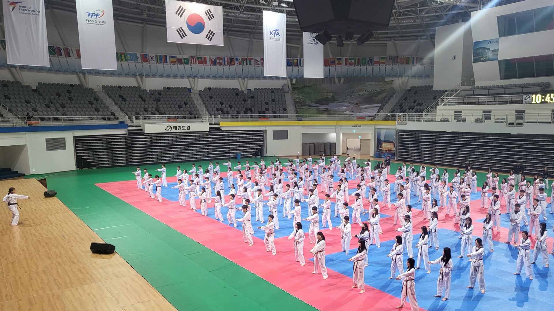 태권도원 매출 52억.. 방문객 늘며 운영에 긍정적 전망