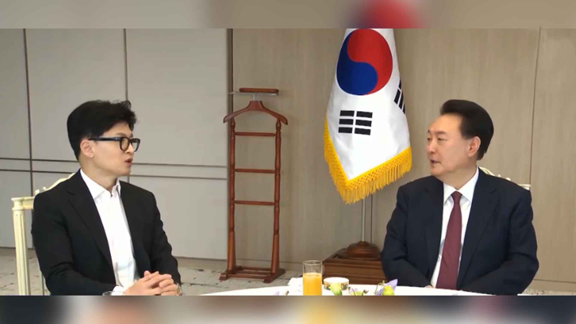 민주당, 경찰에 윤 대통령 고발.. 