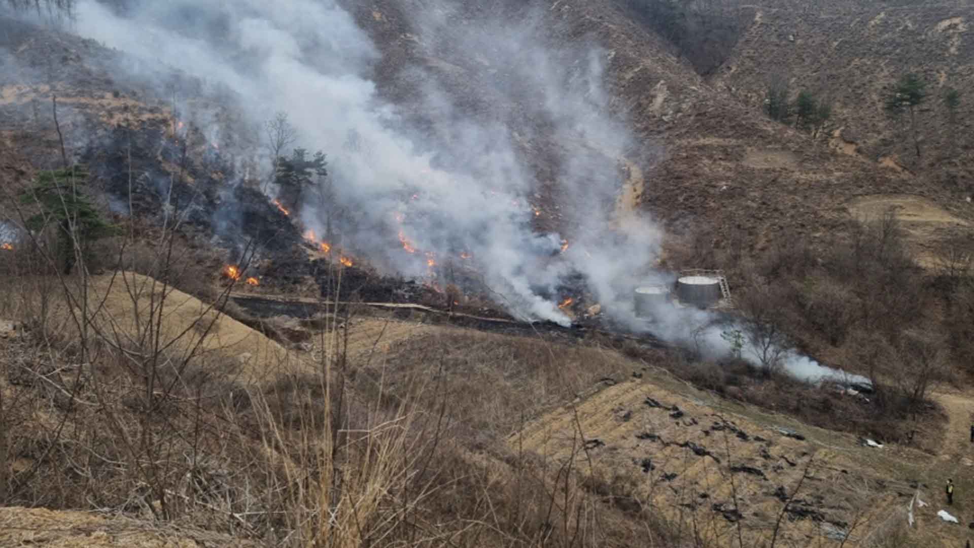 무주 부남 산불 꺼지자마자 무주 안성에서 또 산불