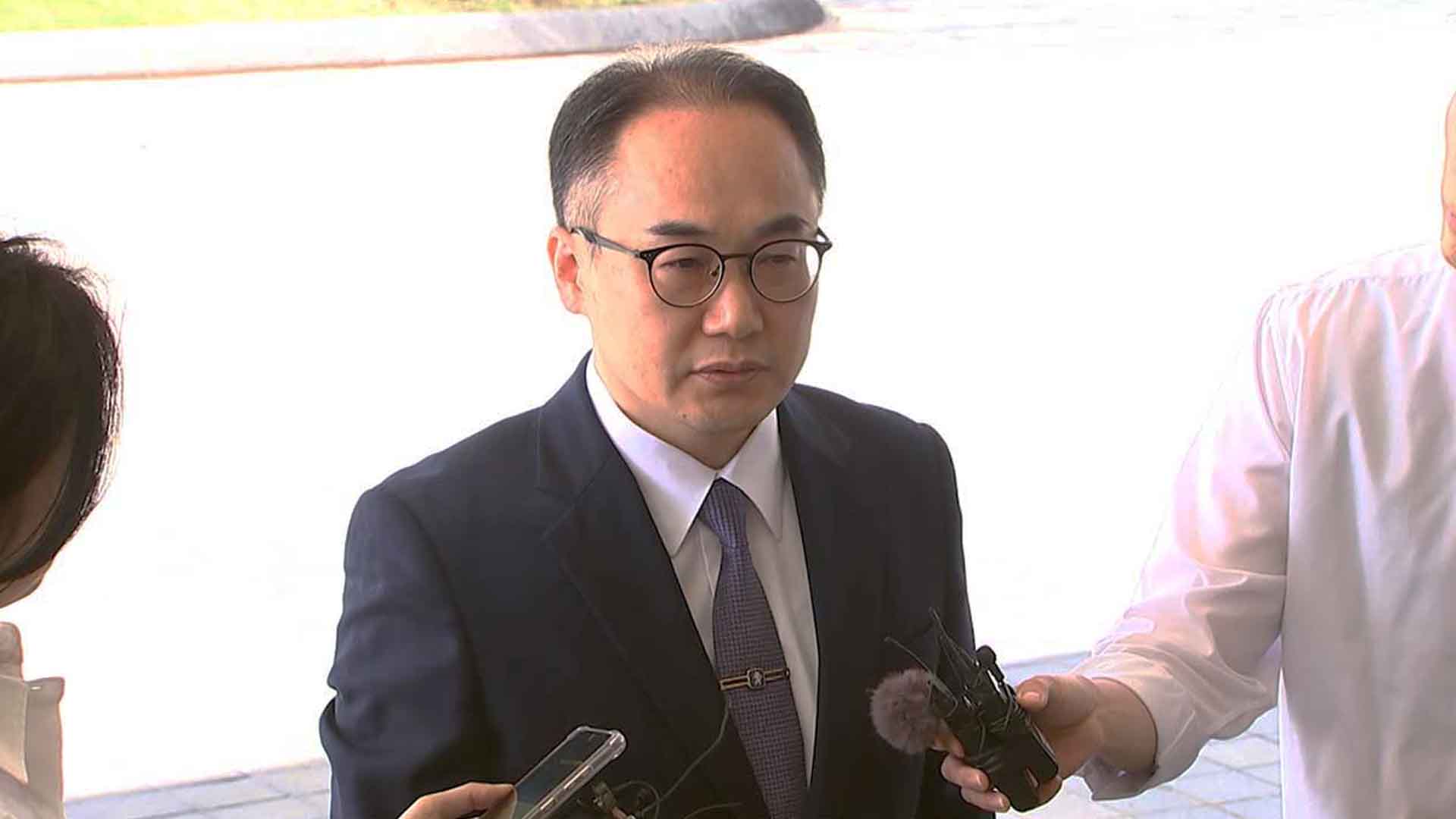 '김 여사 수사 지휘부 물갈이'에 검찰총장 